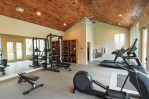Fitness facility - Bachelorette Dream | 2 Units | 8 Kings + 8 Baths (Nashville)