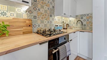 Villa, 2 Bedrooms, Smoking | Interior