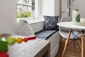 Villa, 2 Bedrooms, Smoking | Living room