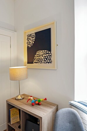 Villa, 2 Bedrooms, Smoking | Interior - Stylish 2-bed Villa · Garden · Central Edinburgh (Edinburgh)