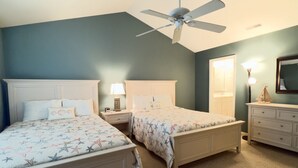 Room - Spacious Three Primary Suites Townhouse Rehoboth Beach! (Rehoboth Beach)