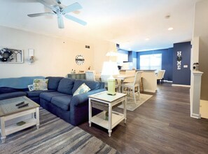 Living Room - Spacious Three Primary Suites Townhouse Rehoboth Beach! (Rehoboth Beach)