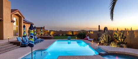 حمّام سباحة مُدفَّأ