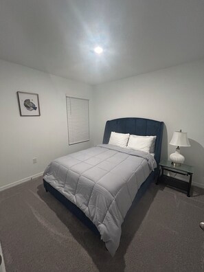 Ferros/tábuas de passar roupa, Wi-Fi de cortesia, roupa de cama