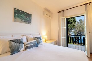 Bügeleisen/Bügelbrett, Reisekinderbett, kostenloses WLAN, Bettwäsche