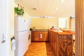 Microwave, oven, stovetop