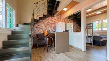 Basic Apartment | Interior