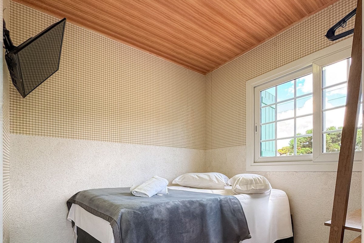 Apartamento básico | Wifi gratis y ropa de cama