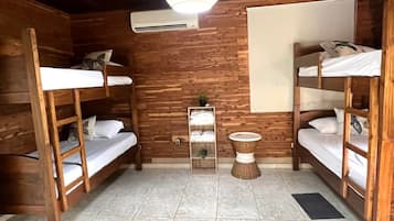 3 habitaciones, wifi gratis y ropa de cama