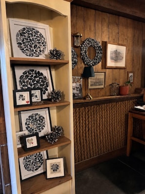 3 bars/lounges - The Ship Inn (Mevagissey)