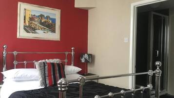 Double Room | Free WiFi