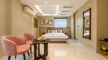 Egyptian cotton sheets, premium bedding, free WiFi, bed sheets