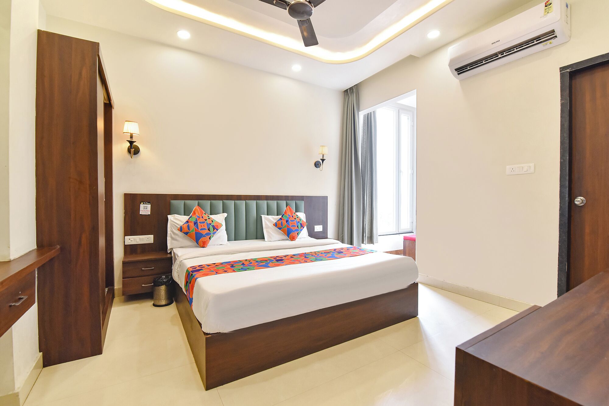 埃及棉床单、高档床上用品、客房内保险箱、免费 WiFi