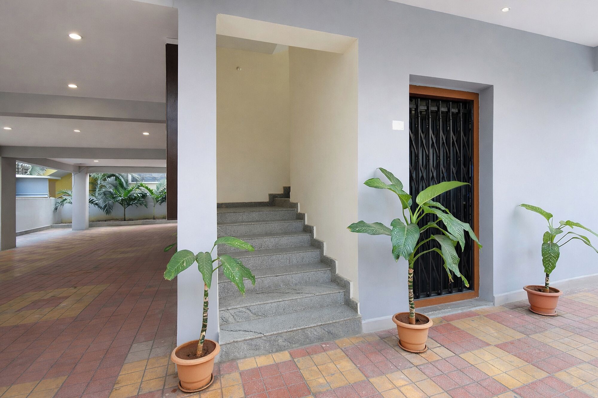 Ducha, cabezal de ducha tipo lluvia, artículos de tocador gratuitos