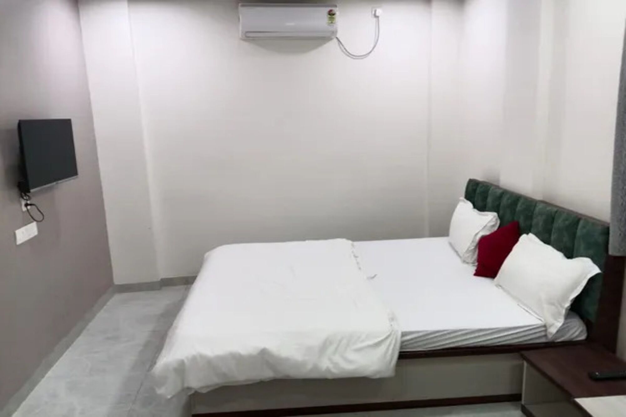 Premium Room | Egyptian cotton sheets, premium bedding, free WiFi, bed sheets