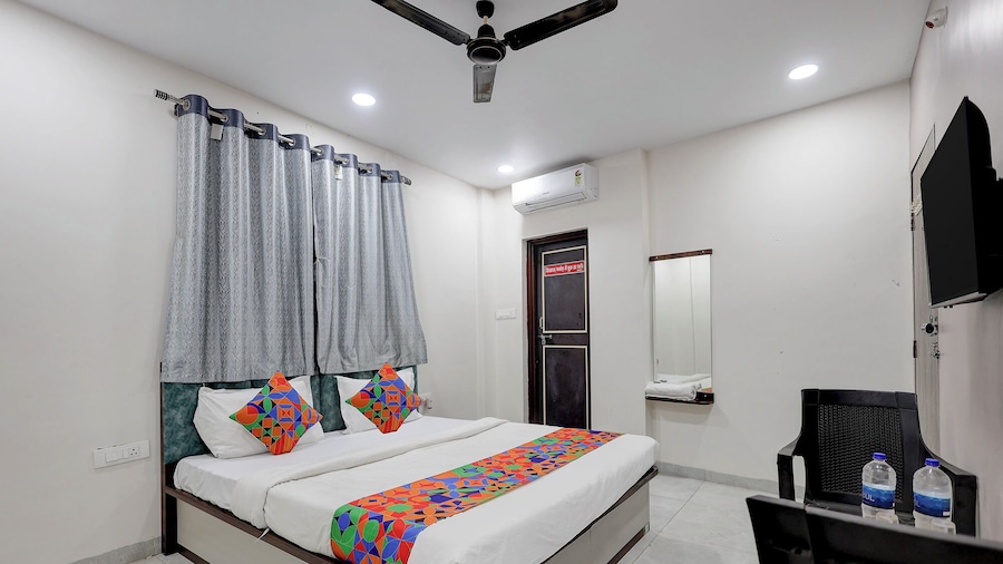 Fabhotel Welcome Inn Besa