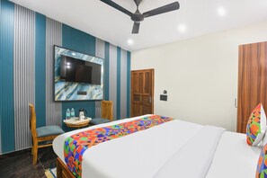 Egyptian cotton sheets, premium bedding, free WiFi, bed sheets - Fabhotel Four Season (New Delhi)