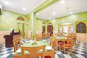 Dining - Fabhotel Tordi Haveli (Jaipur)