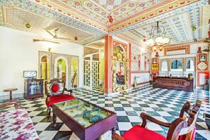Reception - Fabhotel Tordi Haveli (Jaipur)