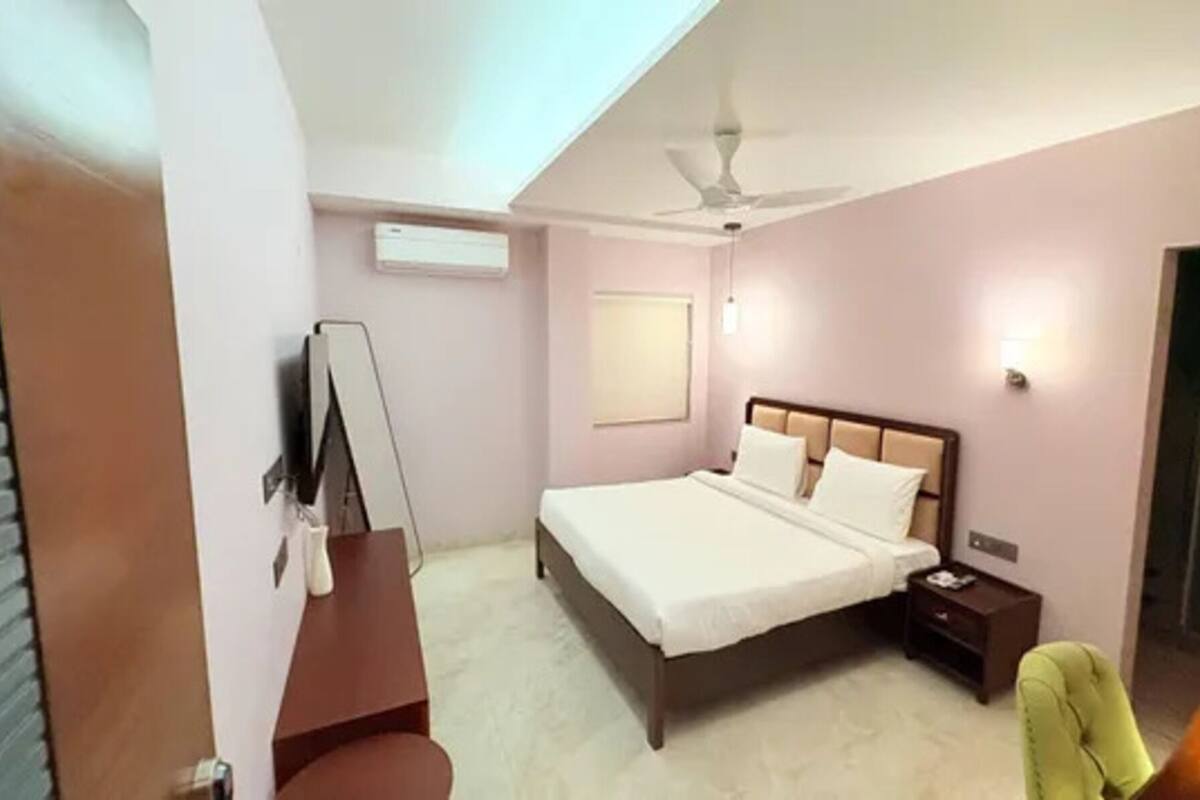 Deluxe-Zimmer | Bettwäsche aus ägyptischer Baumwolle, hochwertige Bettwaren, Zimmersafe