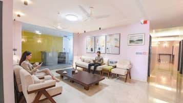 Kawasan tempat duduk lobi