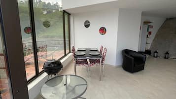 Casa panorámica, vistas al lago | Restauración