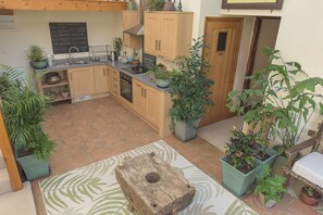 Property grounds - Plantation Villa (Hereford)