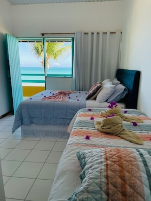 3 bedrooms, iron/ironing board, travel crib, free WiFi - House with Pool on the Beachfront in Maceió - AL (Maceió)