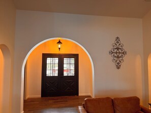 Interior - A warm inviting home (Tucson)