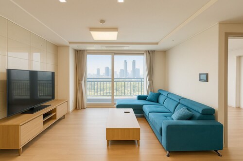 Songdo Home13 | 2BR 60m2 | 2min to Hyundai outlet Triple st. | Free parking