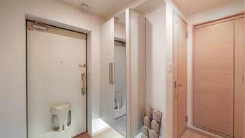 Apartment | Bathroom