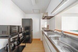 Apartment | Private kitchen - E-US NAEBO STATION 103 (Sapporo)