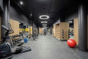 Fitness facility - City Heart 1-Bedroom Steps from Lake with Parking (Canberra)