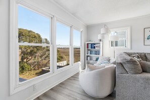 TV - "Once in a Blue Moon - 796 OBW" 4 Bedroom, Second Row (Supply)