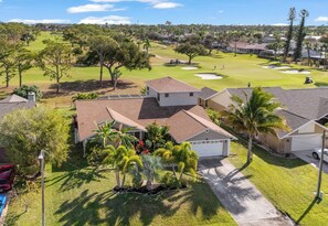Property grounds - Palmetto Pines Golf Oasis Heated Pool-2 Master Suites-4BR+Office (Cape Coral)