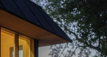 Cozy Cabin - Your Secluded Cabin Getaway