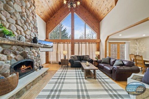 Hot Tub | 5 Minutes to Wilmot Ski Resort  | Game Room