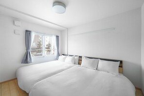 Apartment | Iron/ironing board, free WiFi - E-US NAEBO STATION 207 (Sapporo)