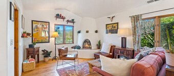 Casa de Isabelle - A Spanish Farmstay (Pets OK)