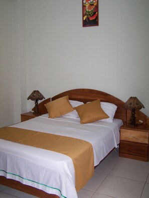 Desk, laptop workspace, free WiFi - SELVA DEL SOL (Rioja)