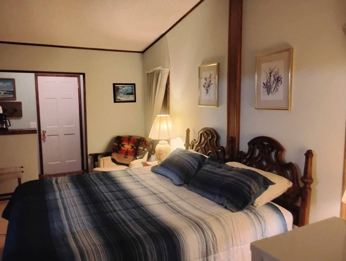 1 habitación y ropa de cama 