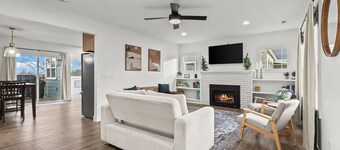 Beautiful 4-bedroom house with AC in tranquil Yakima