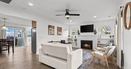 Beautiful 4-bedroom house with AC in tranquil Yakima