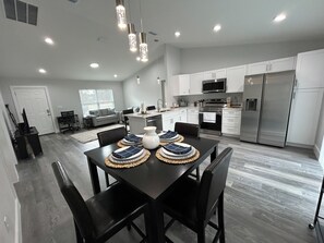 Interior - Modern 3BR Ocala Retreat – Gated Patio, BBQ & Family Comfort (OCALA)