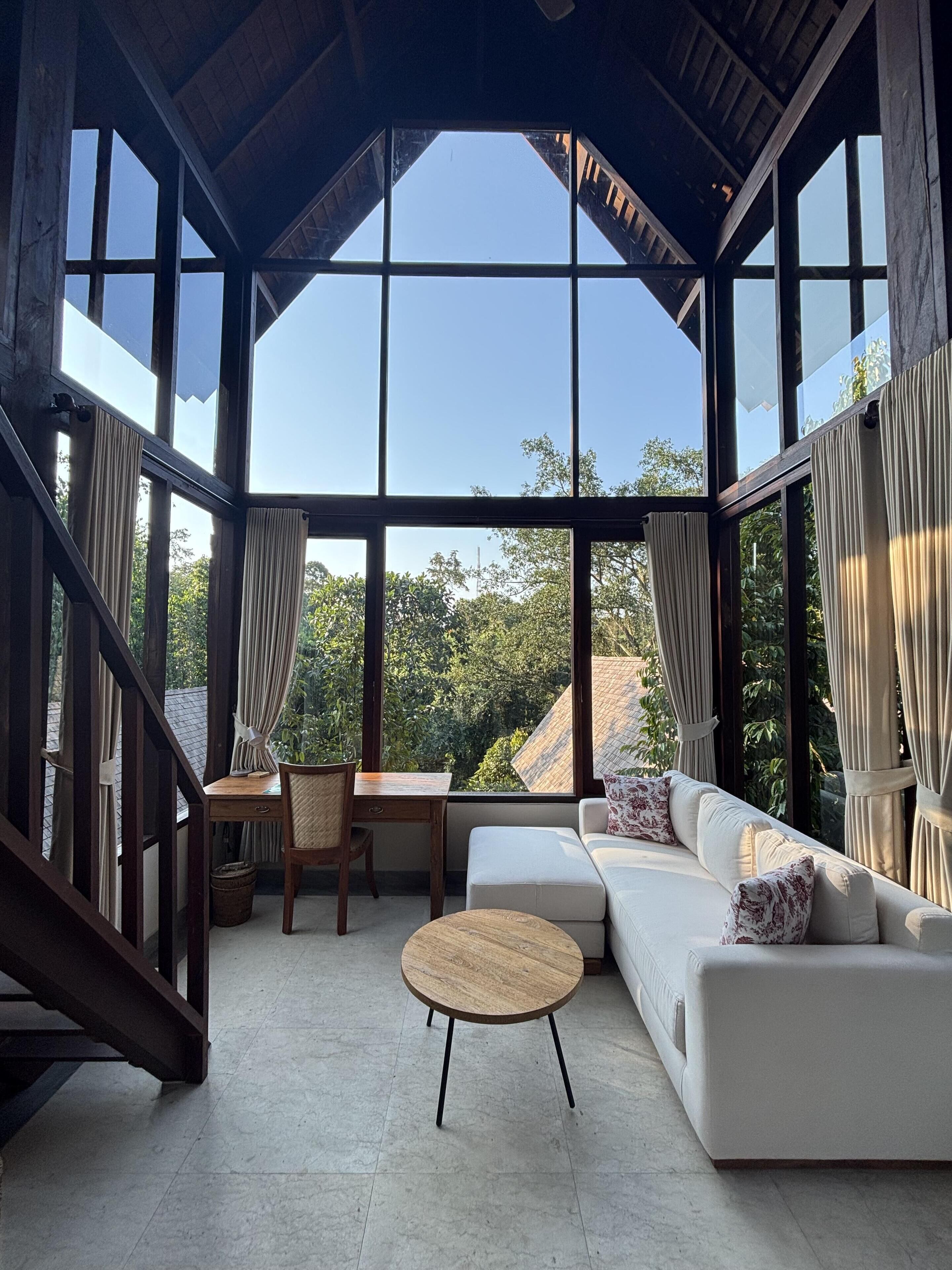 Deluxe Villa, Garden View | Living area