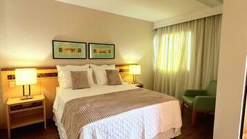 Coffres-forts dans les chambres, rideaux occultants