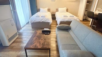 Iron/ironing board, free WiFi