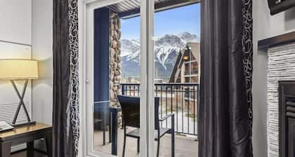 Mountain Views | Resort Pool w/Waterslide, Hot Tub