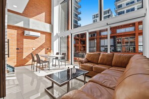 TV - Double-height loft in Zoho Skies | Rooftop pool (Puerto Vallarta)