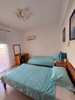 Townhome, Sea View - 2 Bed Townhouse in Peyia Paradise  (Pegeia)